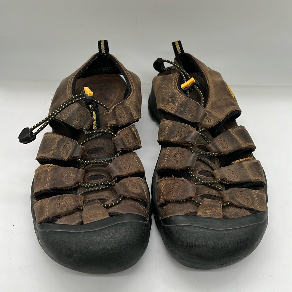 Keen Newport H2 Sandals Mens 10 Brown Leather Waterproof Hiking Shoes
